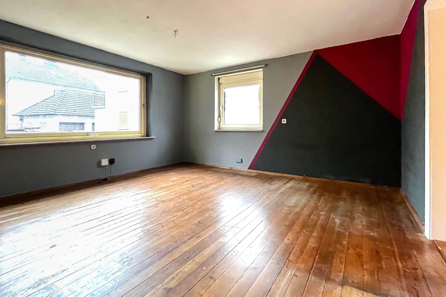 Immobilie in Hausen - Großzügiges Wohnhaus in naturnaher Lage - ein Rohdiamant für kreative Gestalter - Bild 0