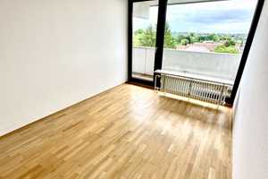 Penthouse-Feeling: 3-Zimmer-Whg im 7. Stock mit Balkon & Alpenblick – Augsburg – Vorschaubild 7