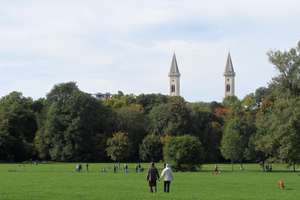 schick möbliert an der Isar mit ruhigem Westbalkon – 80538 Englischer Garten, München – Vorschaubild 9