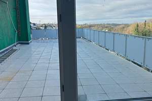 Bismarckstr. 90, Helle, renovierte 3-Zimmer Wohnung mit Dachterrasse und Balkon in Remscheid – Bismarckstraße 90, 42859 Zentralpunkt, Remscheid – Vorschaubild 2