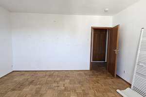 Helle 2-Zimmer Dachgeschosswohnung in Duisburg-Wanheimerort – Eschenstraße 52, 47055 Wanheimerort, Duisburg – Vorschaubild 3