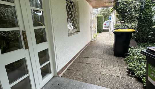 Bild von Blicklage / Freistehendes Einfamilienhaus in sehr guter Lage von Wiesbaden-Kohlheck