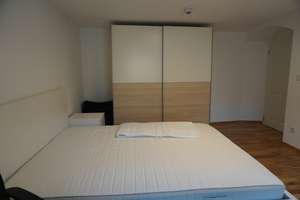 Möbliertes Zimmer im Stadtzentrum Regensburg in 2er WG – Die vollständige Adresse der Immobilie erhältst du vom Anbieter., 93047 Innenstadt, Regensburg – Vorschaubild 1