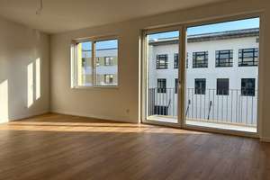 Große 3-Zimmer-Wohnung mit Balkon und Einbauküche | ab sofort verfügbar!