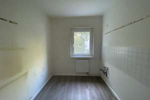 Wohnen im Grünen! Einkommensgrenzen bitte beachten! – Quäkerstr. 9, 13403 Reinickendorf (Ortsteil), Berlin – Vorschaubild 3