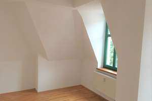 Helle 2 Raum DG-Südwohnung mit Tageslichtbad und EBK – Bünaustraße 53, 1159 Löbtau-Süd, Dresden – Vorschaubild 5