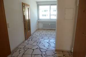 Top-Lage Großzügige 3,5 Raum-ETW im 1.OG mit großer Terrasse + Balkon und Garage – Ikenstr. 76-78, 40625 Gerresheim, Düsseldorf – Vorschaubild 12