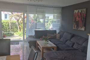 Wohnen mit Charakter: Geräumiges Haus in Frankfurt-Eschersheim