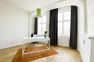 Traumhafte 3-Zimmer-Wohnung in historischem Prachtgebäude – Holtenauer Straße 73, 24105 Brunswik, Kiel – Vorschaubild 4