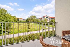 Helle 2-Zimmer-Wohnung mit Balkon, Abstellkammer und Fahrstuhl