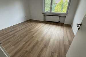 ###Neues Bad, neue Böden, neue Türen sehr hell mit Garten. – Hülser Str. 718, 47803 Krefeld – Vorschaubild 11