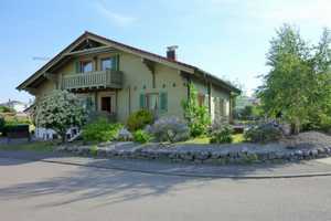 Exklusives Holzbalkenhaus in ansprechender Architektur mit ELW in guter Lage von Haßmersheim! – Neckar-Odenwald-Kreis – Vorschaubild 1