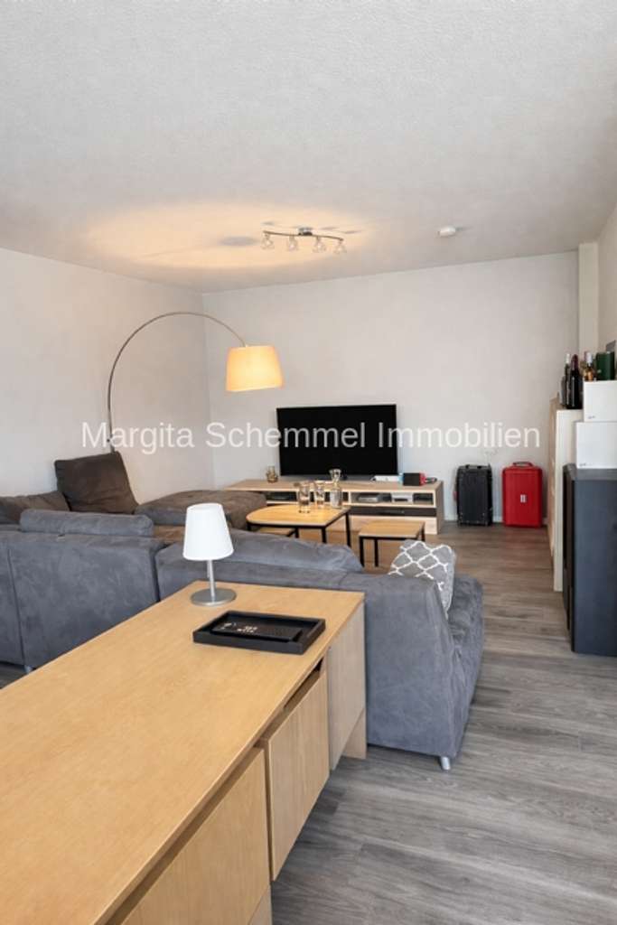 Immobilie in Feucht - Großzügige Wohnung für 2 Personen oder Homeoffice - Bild 3