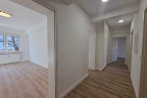 *****Großzügige & helle 4 Zimmer Wohnung mit West-Balkon in zentraler Lage - sofort verfügbar***** – Merowingerstraße 55, 40225 Düsseldorf – Vorschaubild 3