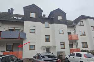 NEUENDORF: 3- Zimmer Wohnung mit zwei Balkonen und Garage 