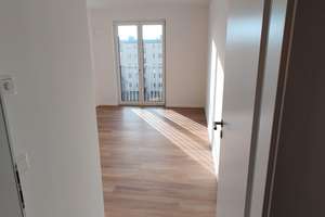 Helle 3-Zimmer-Wohnung mit Balkon in Berlin-Schöneberg – In den Alboingärten 15, 12103 Schöneberg, Berlin – Vorschaubild 6