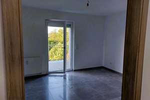 Modernisierte, neuwertige Erdgeschosswohnung*****