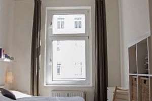 Lichtdurchflutete 2-Zimmer-Altbauwohnung in einer der beliebtesten Lagen Düsseldorfs – Die vollständige Adresse der Immobilie erhältst du vom Anbieter., 40219 Stadtmitte, Düsseldorf – Vorschaubild 7