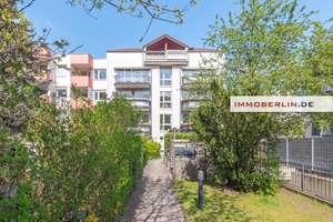 IMMOBERLIN.DE - Großzügige Wohnung mit Südwestbalkon & -loggia in Ruhelage – Die vollständige Adresse der Immobilie erhältst du vom Anbieter., 13583 Falkenhagener Feld, Berlin – Vorschaubild 2