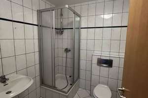  1-Zimmer-Wohnung mit Einbauküche und Balkon in Erfurt – Staufenbergallee 26, 99085 Krämpfervorstadt, Erfurt – Vorschaubild 3