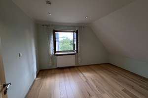 Modernes Wohnen: Großzügiges Einfamilienhaus in Oberhausen – 86697 Oberhausen – Vorschaubild 6