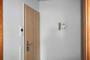 Viel Raum für die Familie: 4 Zimmer mit Loggia, neuem Bad und Stellplatz in Hondelage – 38108 Hondelage, Braunschweig – Vorschaubild 11
