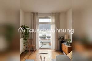 Tauschwohnung: Ruhige und sonnige 3-Zi Altbauwohnung mit Balkon in Winterhude