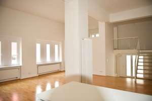 Cool Chic. EG Loft-Altbau mit eigenem Eingang und Designküche. Künstler/Musiker Welcome. Stellplatz – Dieterichsstraße 17, 30159 Mitte (Ortsteil), Hannover – Vorschaubild 2