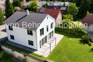 Wohnen mit Blick ins Ilmtal – Exklusives Familienhaus in ruhiger Stadtrandlage – Die vollständige Adresse der Immobilie erhältst du vom Anbieter., 85290 Geisenfeld – Vorschaubild 4