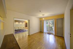 Seltene Gelegenheit – Flachdach Architektenhaus in ruhiger Lage in Nürnberg Laufamholz – Die vollständige Adresse der Immobilie erhältst du vom Anbieter., 90482 Laufamholz, Nürnberg – Vorschaubild 6