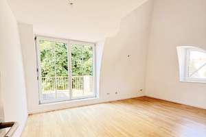 Wohnen mit Flair am Englischen Garten – 2,5 Zimmer-Galerie-Dachgeschoss-Wohnung mit Dachterrasse – Kunigundenstraße XXX, 80802 Münchner Freiheit, München – Vorschaubild 2