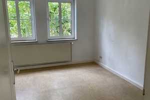 Erdgeschosswohnung mit Balkon – Neckarweg 21, 34131 Kassel – Vorschaubild 4