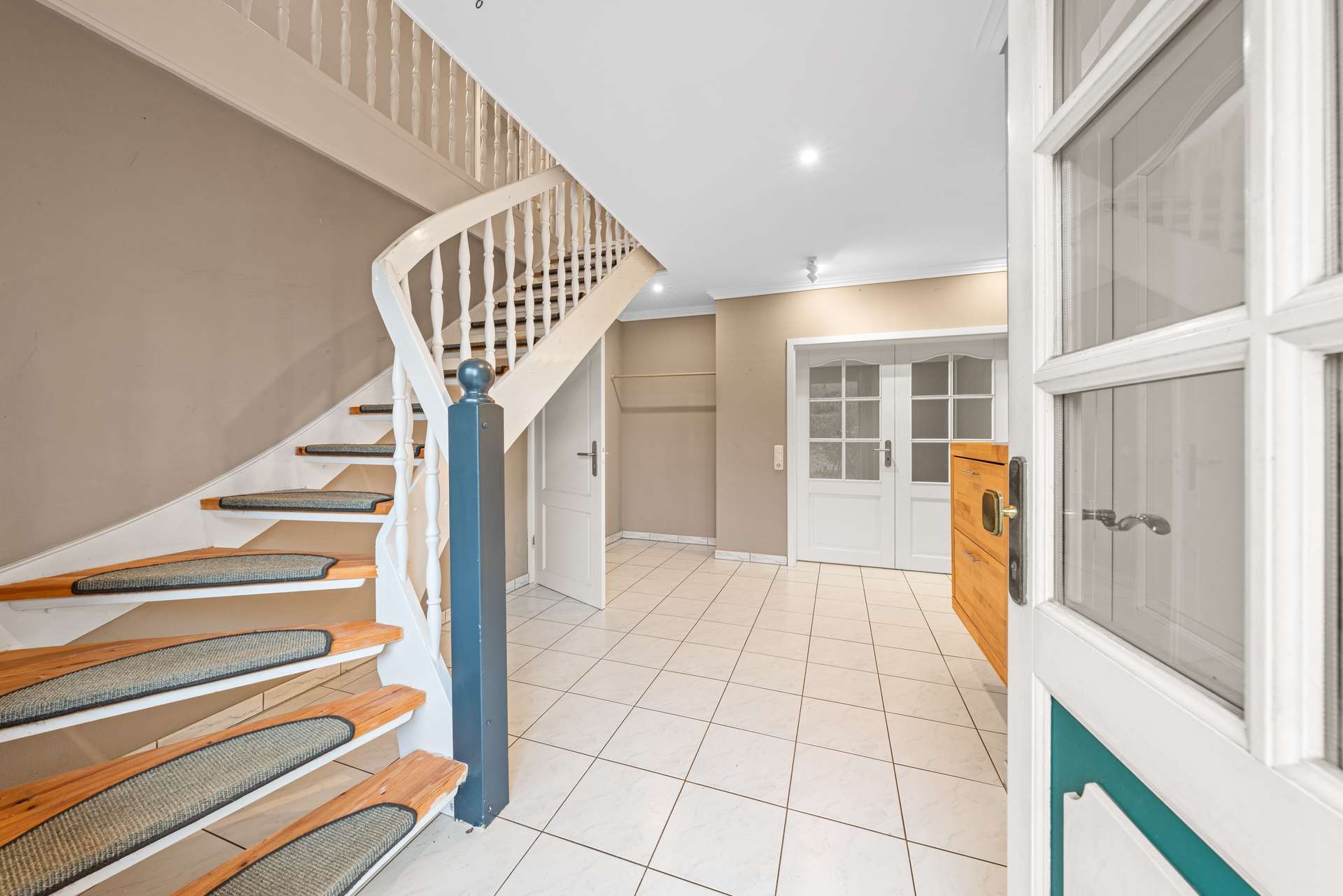 Immobilie in Hasenkrug - Ein Zuhause mit doppelter Stärke - Wohnen und Arbeiten unter einem Dach! - Bild 3