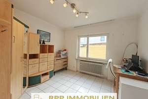 Befristet auf 1 Jahr: Großzügiges Einfamilienhaus mit sonnigem Südwest-Garten in München-Trudering – Die vollständige Adresse der Immobilie erhältst du vom Anbieter., 81827 Waldtrudering, München – Vorschaubild 11
