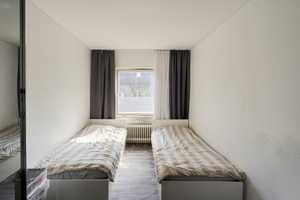 Freistehendes helles Ein- oder Zweifamilienhaus auf traumhaftem Grundstück in zentraler Lage von Eil – Köln – Vorschaubild 14
