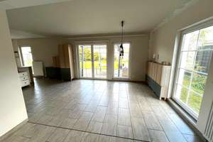 VERKAUFT - Modernes KfW-Effizienzhaus mit Küche, Garten und Garage in ruhiger Lage von Neukirchen! – Die vollständige Adresse der Immobilie erhältst du vom Anbieter., 47506 Neukirchen-Vluyn – Vorschaubild 8