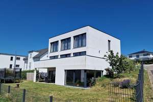 Topmodernes 2 FH in gesuchter Lage von Eppingen ! – Die vollständige Adresse der Immobilie erhältst du vom Anbieter., 75031 Eppingen – Vorschaubild 1
