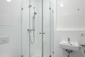 Traumhafte 4-Zimmer-Penthousewohnung in Unterhaching – Die vollständige Adresse der Immobilie erhältst du vom Anbieter., 82008 Unterhaching – Vorschaubild 15