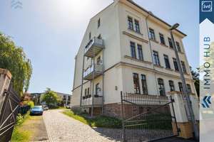 ++ PKW-Stellplatz, Balkon, Parkett! Familienfreundliche 4-Raum-Wohnung mit 121 m² ++