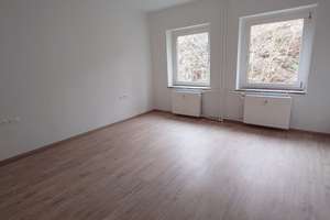Saniert in 2022 - 4-Zimmer-EL-Maisonette-Whg. mit 2 Bädern