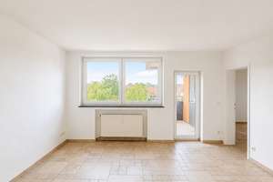 Helle 4,5-Zimmer-Wohnung mit Balkon und Aufzug in Essen-Holsterhausen – Pettenkoferstraße 41, 45147 Holsterhausen, Essen – Vorschaubild 2