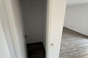 2-Zimmer-Wohnung mit luxuriöser Einbauküche & Balkon – Körnerstraße 100, 90459 Galgenhof, Nürnberg – Vorschaubild 5