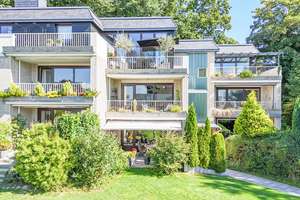 Direkt am Strand - Terrassenwohnung über zwei Ebenen mit Elbblick – Die vollständige Adresse der Immobilie erhältst du vom Anbieter., 22587 Blankenese, Hamburg – Vorschaubild 31