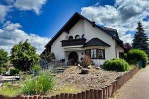 Wohnen mit Stil: Gepflegtes Einfamilienhaus mit Garten und viel Raum – Mayen-Koblenz (Kreis) – Vorschaubild 2