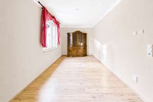 Exklusives Familienhaus mit Pool in begehrter Wohnlage von Magdeburg – 39130 Neu Olvenstedt, Magdeburg – Vorschaubild 8