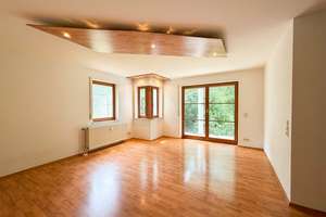 Ruhelage am Georgenberg: 1-Zimmer-Wohnung mit Terrasse ins Grüne! – Die vollständige Adresse der Immobilie erhältst du vom Anbieter., 72762 Reutlingen-Mitte, Reutlingen – Vorschaubild 3