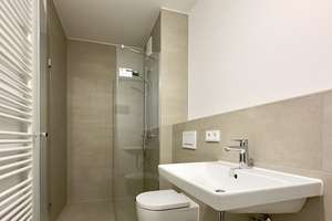 Property thumbnail 11