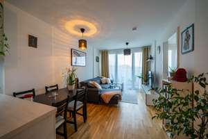 Moderne Zweizimmerwohnung mit Balkon und Einbauküche – Dr.-Gessler-Straße 2, 93051 Großprüfening-Dechbetten-Königswiesen, Regensburg – Vorschaubild 1