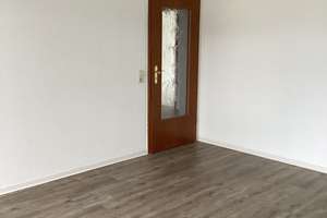 Familienwohnung! – Fichtestraße 42-HH, 39112 Sudenburg, Magdeburg – Vorschaubild 1