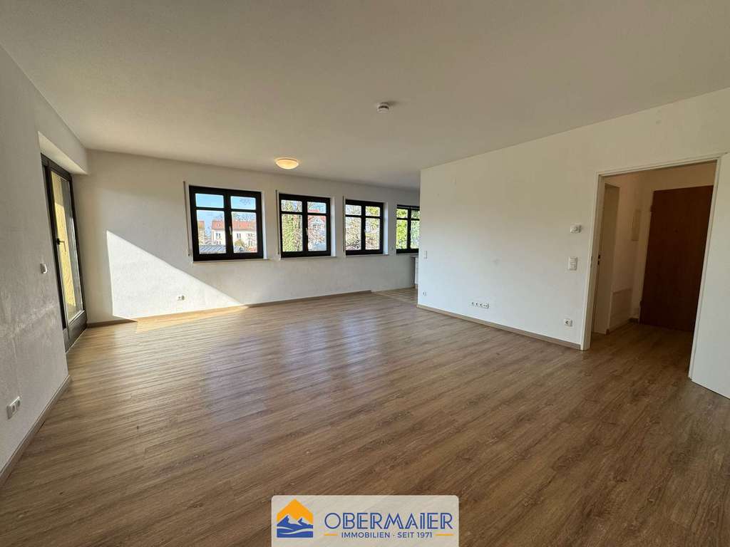 Immobilie in Murnau am Staffelsee - KOMFORTABLES CITY-APARTMENT MIT BALKON IN MURNAU - Bild 1